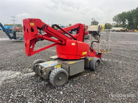 Genie Z-33/18 2WD Electric Articulating Boom Lift