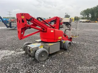 Genie Z-33/18 2WD Electric Articulating Boom Lift