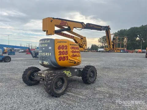 Haulotte HA18SPX 4WD Diesel Articulating Boom Lift
