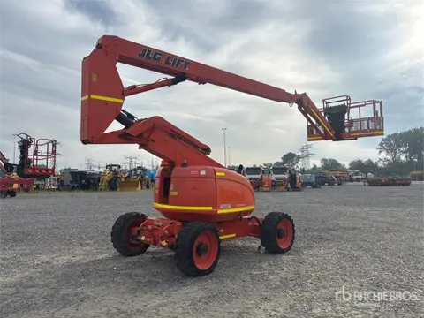 JLG 600AJ 4WD Diesel Articulating Boom Lift (bj 2010)