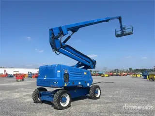 Snorkel AB85 4WD Diesel Articulating Boom Lift (bj 2007)