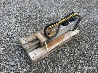 Epiroc EC50T Hydraulic Breaker (bj 2022)