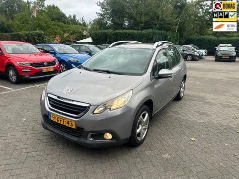 Peugeot 2008 1.6 VTi Active , navigatie , pdc , airco