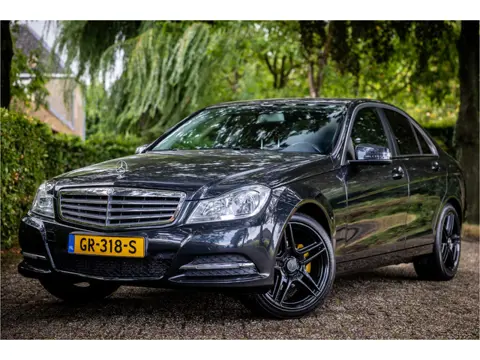 Mercedes-Benz C-Klasse 180 Avantgarde 18" Navi Bluetooth
