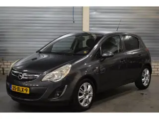 Opel Corsa 1.4-16V Cosmo + Climate Control|Parkeersensoren|Cruise Control|Trekhaak|