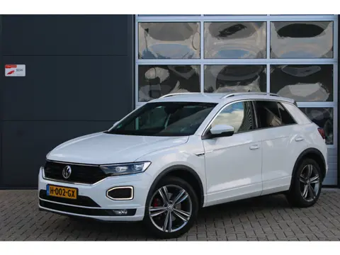 Volkswagen T-Roc 1.5 TSI R-Line Org. NL | Af. Trekhaak | Virtueel | ACC | Stoel/stuurverwarming