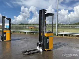 UniCarriers A/160STJN420 1600 kg Electric Stacker