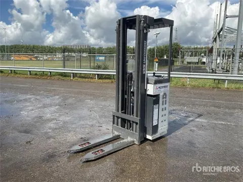 UniCarriers A160SDTFVJN540 1600 kg Electric Stacker