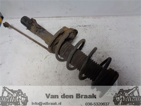 Ford Focus 1.4 16V 2004-2011 Veerpoot rechts voor