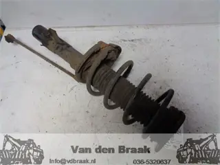 Ford Focus 1.4 16V 2004-2011 Veerpoot rechts voor