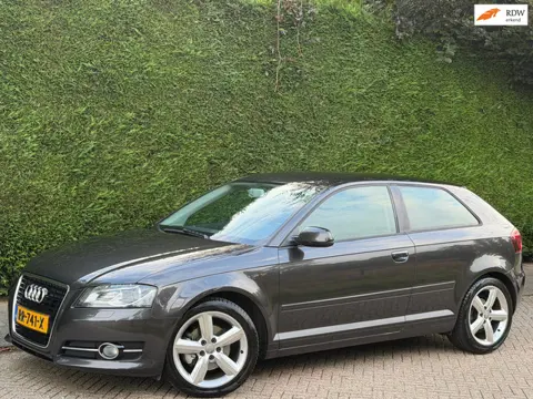 Audi A3 1.4 TFSI XENON/LED/VERSNELLINGSBAK LAGERS HOORBAAR!!
