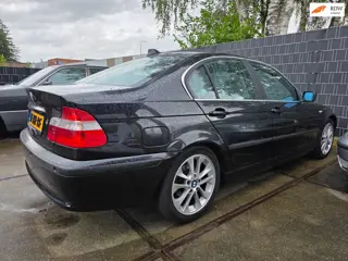 BMW 3-serie 320i Special Executive 6-cilinder aut/LEER/airco