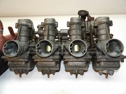 CARBURATEURSET Suzuki GS 550 1977 - 1978