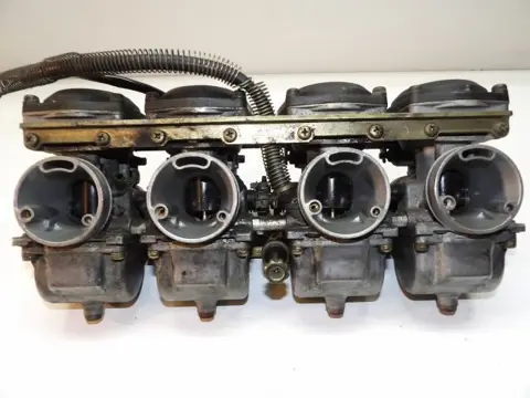 CARBURATEURSET Suzuki GSX 750 1984 - 1986