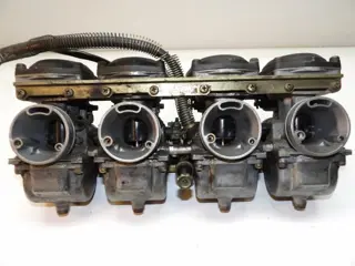 CARBURATEURSET Suzuki GSX 750 1984 - 1986