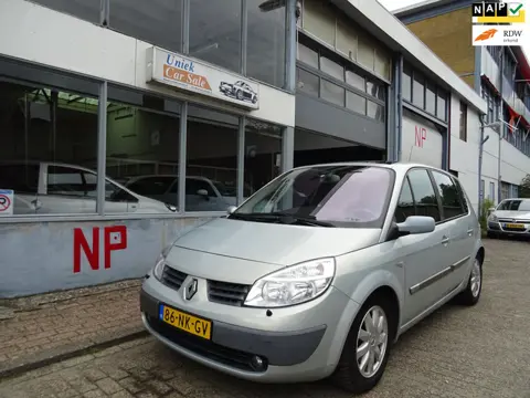 Renault Scénic 2.0-16V Privilège Luxe