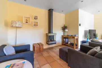 Foto 14 van Sfeervol rietgedekte villa aan de rand van bos en nabij De Koog
