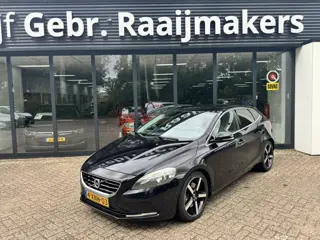 Volvo V40 2.0 D4 Summum*Leder*Navi* (bj 2014)