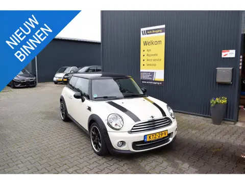 MINI 3-Deurs 1.6 Cooper Business Line