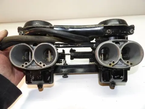 CARBURATEURSET Suzuki GSX 550 EF 1982 - 1989
