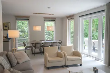 Foto 18 van Comfortabel ingericht familiehuis op het rustige park de Parel