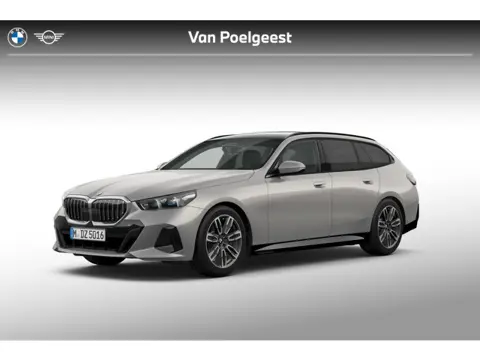 BMW 5 Serie Touring 520i | M-Sport | Comfort Pack | Travel Pack | Panoramadak | Stoelventilatie | Ha