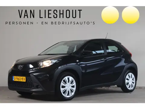 Toyota Aygo X 1.0 VVT-i MT Play - NL Auto!! Adap Cruise I Camera I Apple
