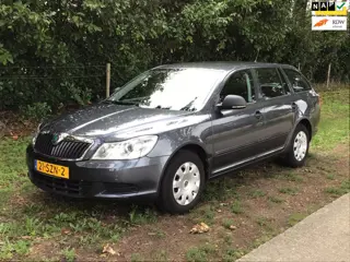 Skoda Octavia Combi 1.4 Comfort met trekhaak, airco en NAP
