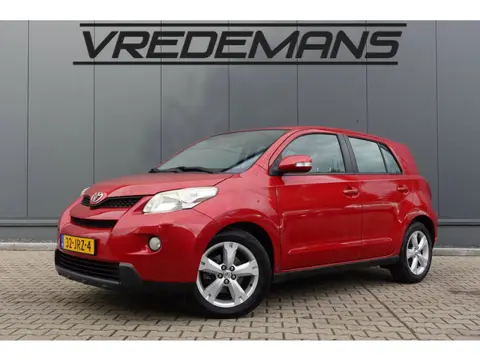 Toyota Urban Cruiser 1.3 VVT-i Aspiration CRUISE/NAVI