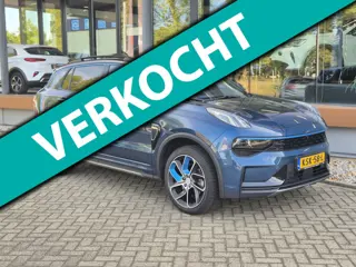 Lynk & Co 01 1.5 / zwartehemel / panorama dak