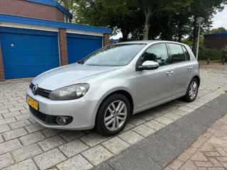 Volkswagen Golf 1.2 TSI Highline BlueMotion