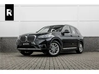 BMW X3 xDrive30e SOH 99% / LED / Camera / All-Season / Carplay /