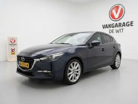Mazda 3 2.0 SkyActiv-G 120 GT-M | 18" | Leder | Camera | Trekhaak | Dealer onderhouden