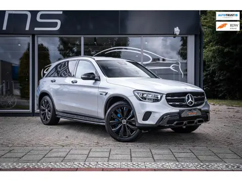Mercedes-Benz GLC-klasse 300e 4MATIC Premium Plus|Night Package|Carplay|ACC|LED|Stoelverw|3 Zone A/C