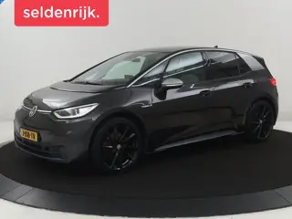 Volkswagen ID.3 First Max 58 kWh | SOH 92.0% | Panoramadak | Adaptive cruise | Stuur/stoel verwarmin