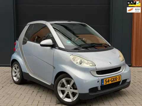 Smart Fortwo cabrio 1.0 Passion Cabrio|Automaat|Trekhaak|Stoelverwarming|Lederen Stoelen