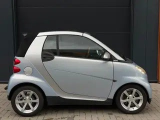 Foto 14 van Smart Fortwo cabrio 1.0 Passion Cabrio|Automaat|Trekhaak|Stoelverwarming|Lederen Stoelen