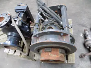 extractor boorpijp casing trekker en roterende boortafels Extractor drilling pipe puller and drillin