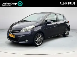 Toyota Yaris 1.3 VVT-i Dynamic | Navigatie | Climate control | Licht metalen velgen | Parkeercamera 