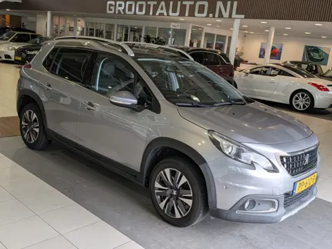 Peugeot 2008 1.2 PureTech Allure Panoramadak, Airco, Cruise Control, Trekhaak, Stuurbekrachtiging