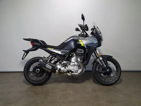Moto Guzzi STELVIO (bj 2026)