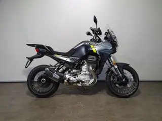Moto Guzzi STELVIO (bj 2026)