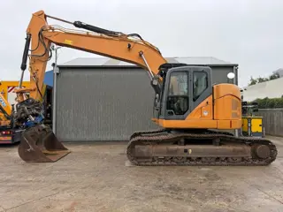 Case CX 235 C SR (bj 2015)