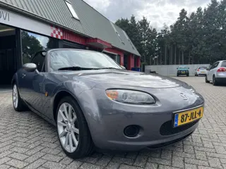 Foto 16 van Mazda MX-5 1.8 Touring Orig. Nederlands / Dealer Onderhouden