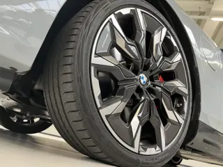 BMW 5 Serie Touring 530e M-Sport Pro | Trekhaak | 21" | Panorama | Privacy Glass | Innovation | Trav