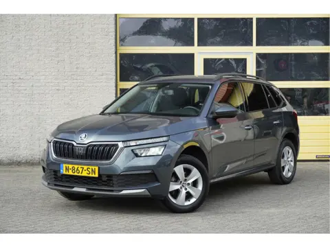Škoda Kamiq 1.0 TSI Ambition BJ2022 Lmv 16" | Led V+A | Pdc | App-Connect | Airco | Cruise control |