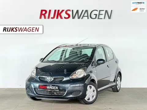 Toyota Aygo 1.0-12V Access Airco/Elektrische ramen/Leder stuur