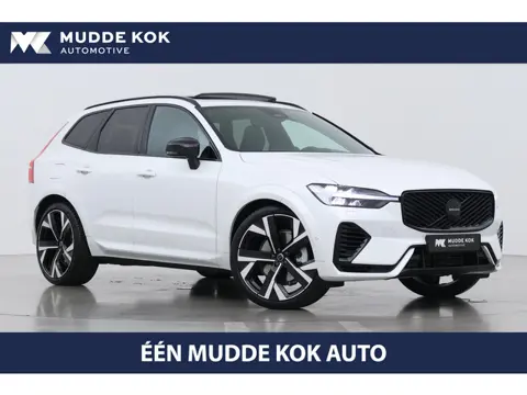 Volvo XC60 T6 Ultra Black Edition | 22 Inch | Bowers&Wilkins | Luchtvering | Trekhaak | 360° Camera 