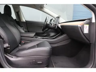 Foto 15 van Tesla Model 3 Long Range RWD 75 kWh | SOH 88% | Full Self-Driving computer 3  | Lederen interieur |