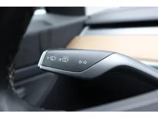 Foto 18 van Tesla Model 3 Long Range RWD 75 kWh | SOH 88% | Full Self-Driving computer 3  | Lederen interieur |